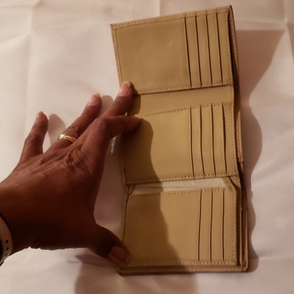 Wallet - Picture 3 of 3